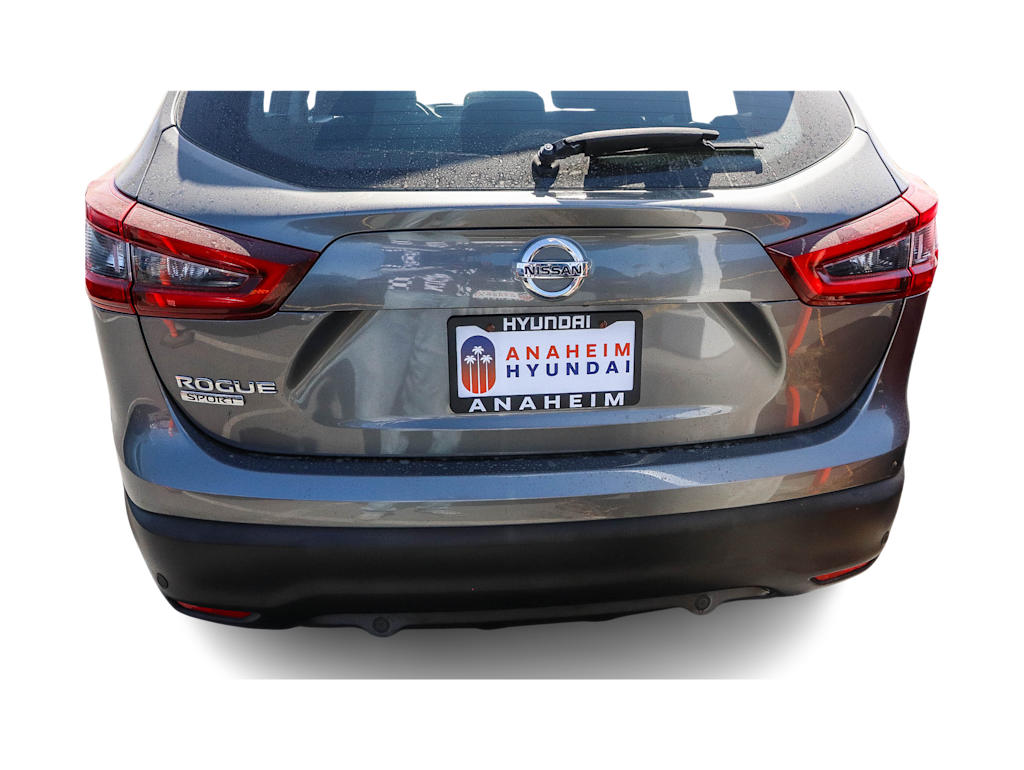 Thumbnail: 2021 Nissan Rogue Sport - 4
