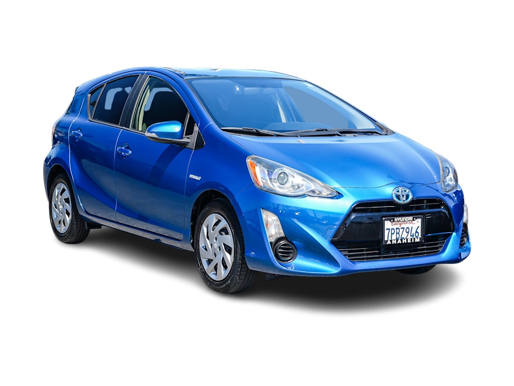 Thumbnail: 2015 Toyota Prius c - 17