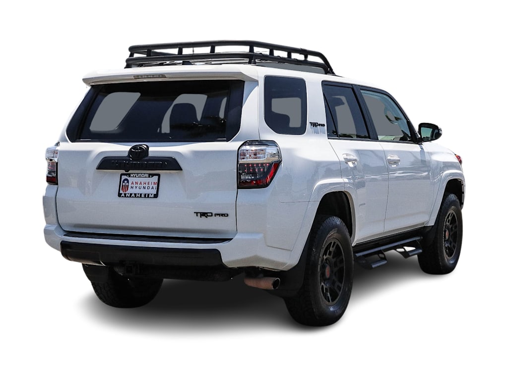 Thumbnail: 2024 Toyota 4Runner - 18