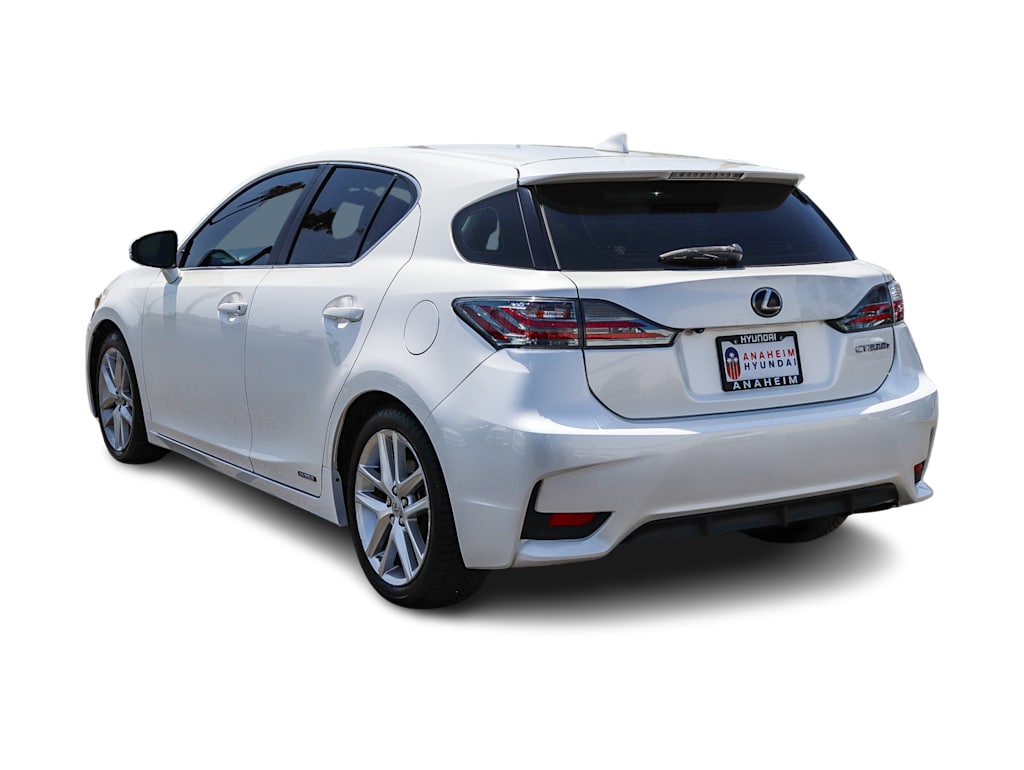 Thumbnail: 2017 Lexus CT - 3