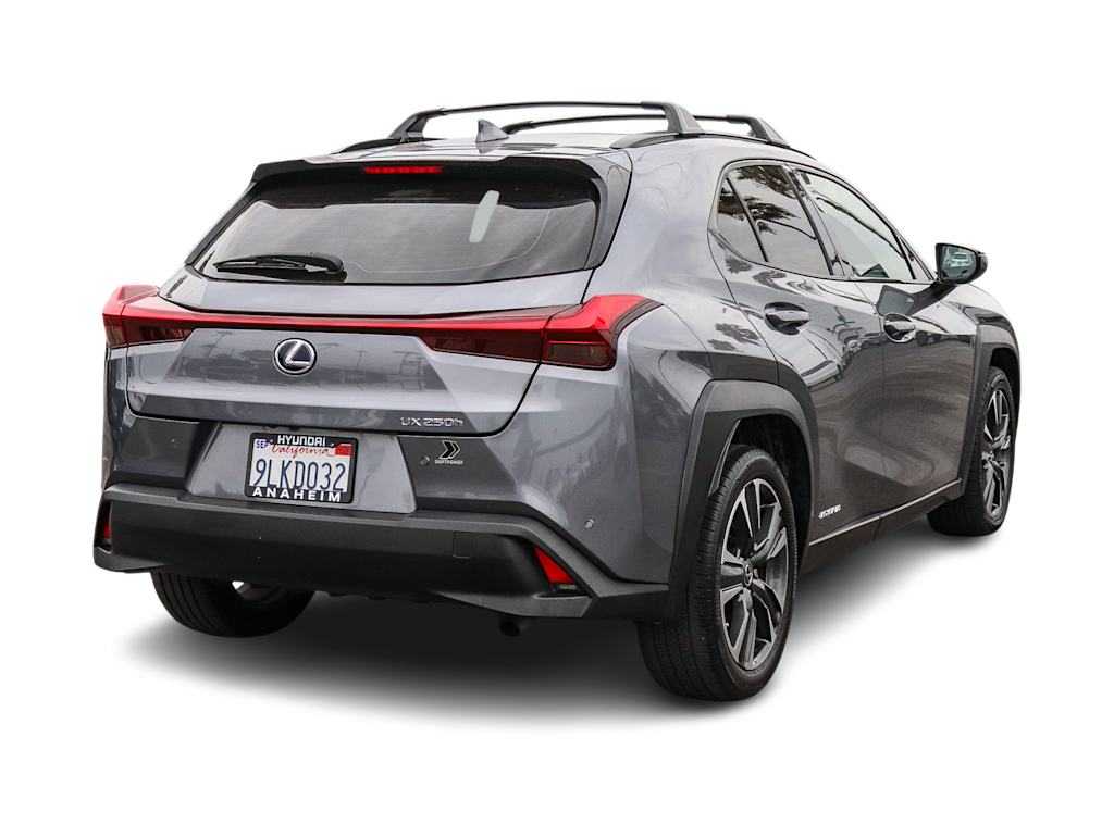 Thumbnail: 2020 Lexus UX - 20