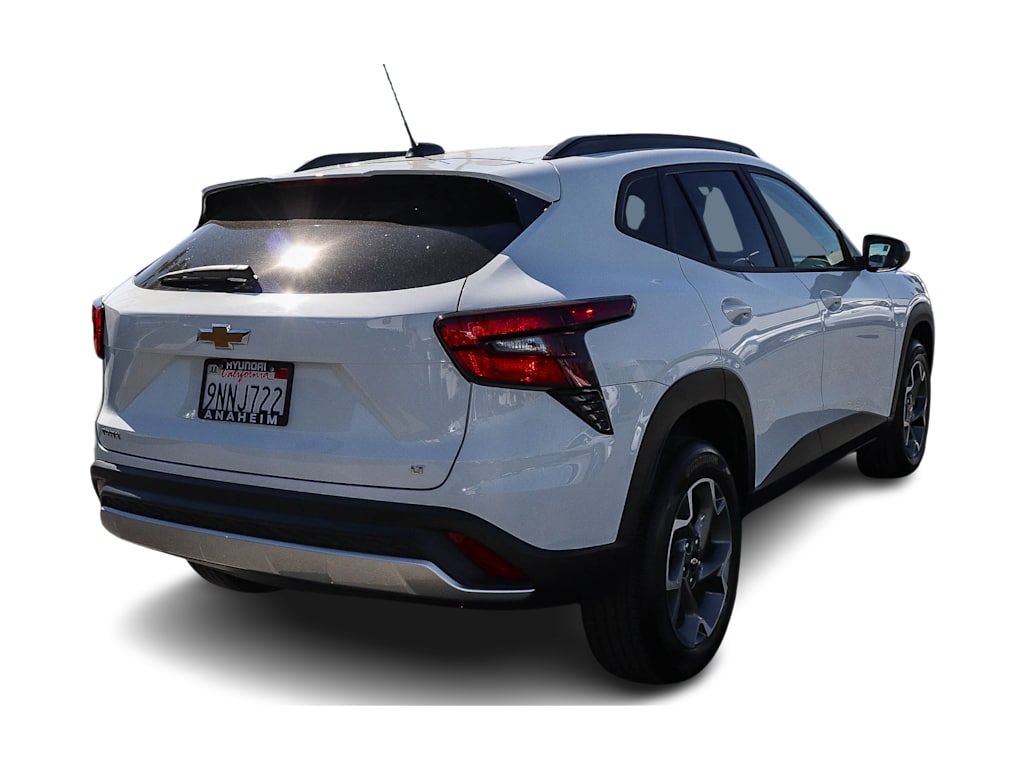 Thumbnail: 2024 Chevrolet Trax - 19