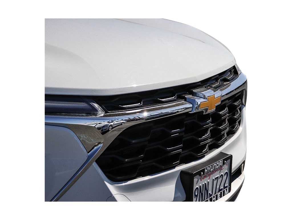Thumbnail: 2024 Chevrolet Trax - 18