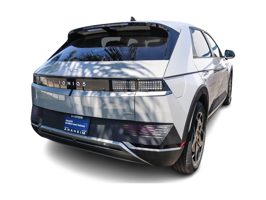 Thumbnail: 2023 Hyundai Ioniq 5 - 17