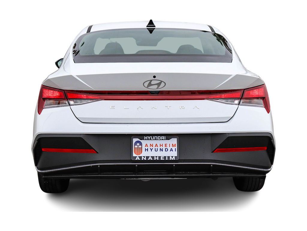 Thumbnail: 2026 Hyundai Elantra - 4