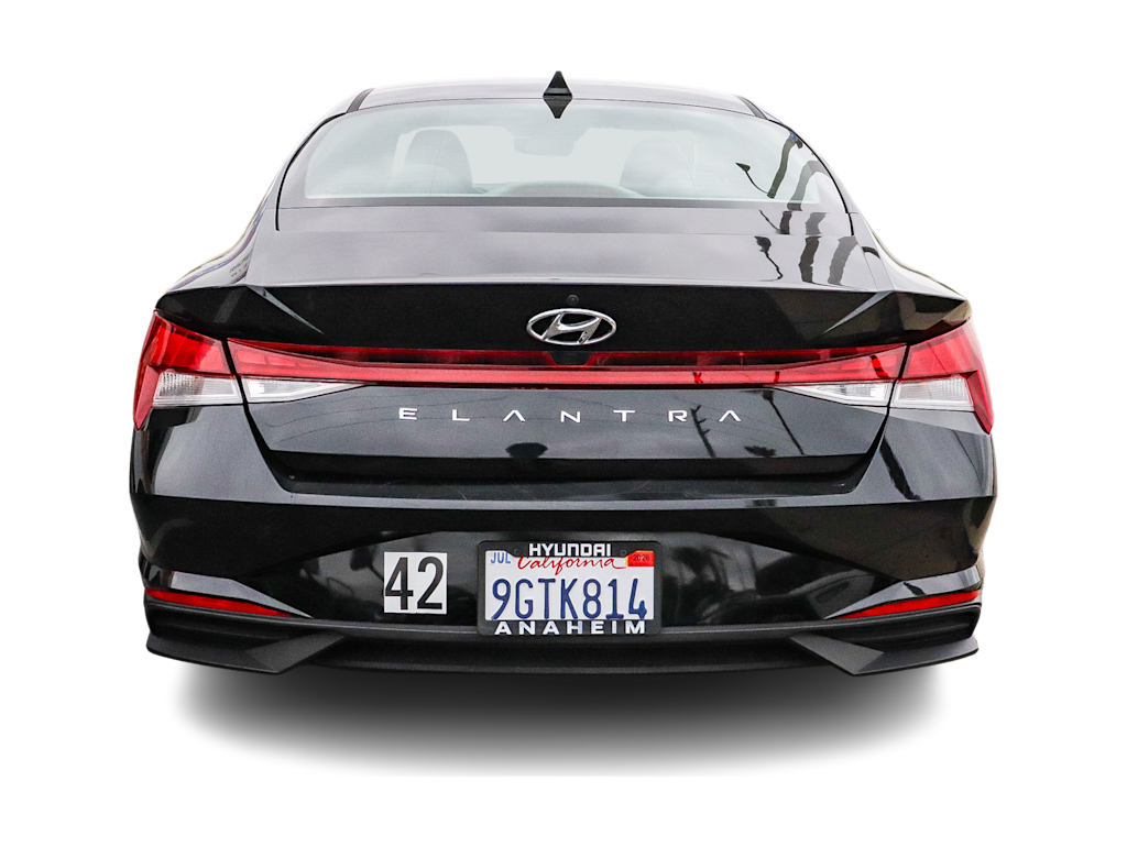 Thumbnail: 2023 Hyundai Elantra - 4