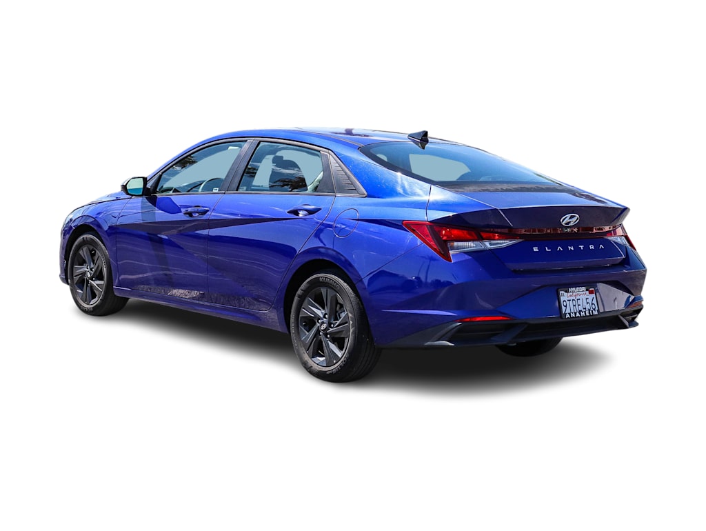 Thumbnail: 2022 Hyundai Elantra - 3