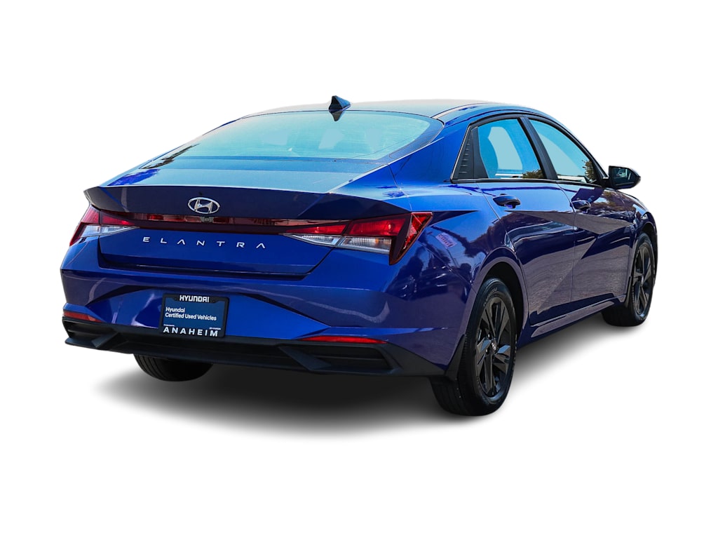 Thumbnail: 2023 Hyundai Elantra - 19