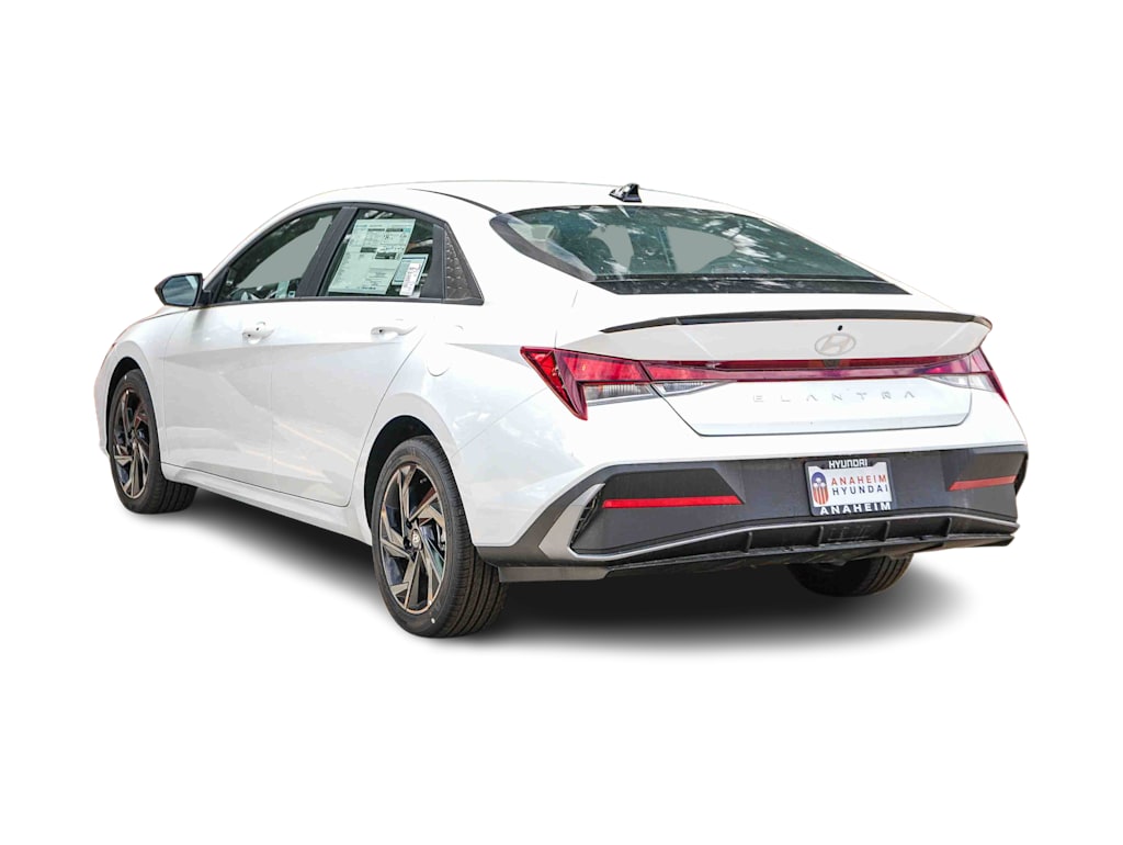 Thumbnail: 2026 Hyundai Elantra - 3