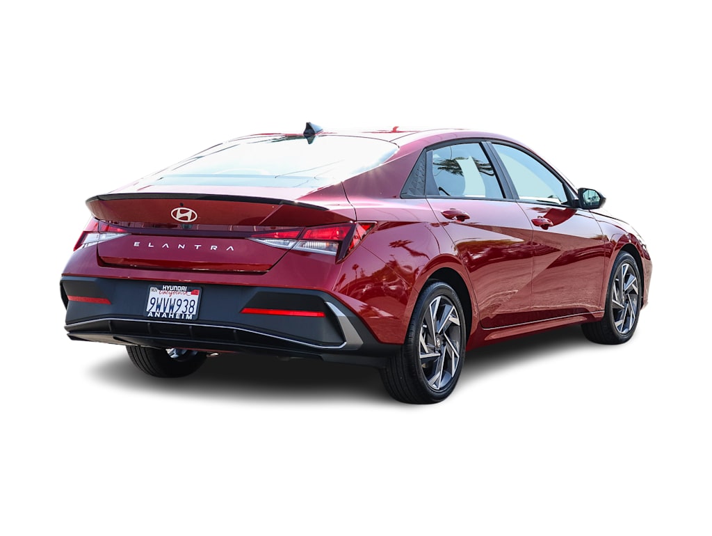 Thumbnail: 2025 Hyundai Elantra - 18