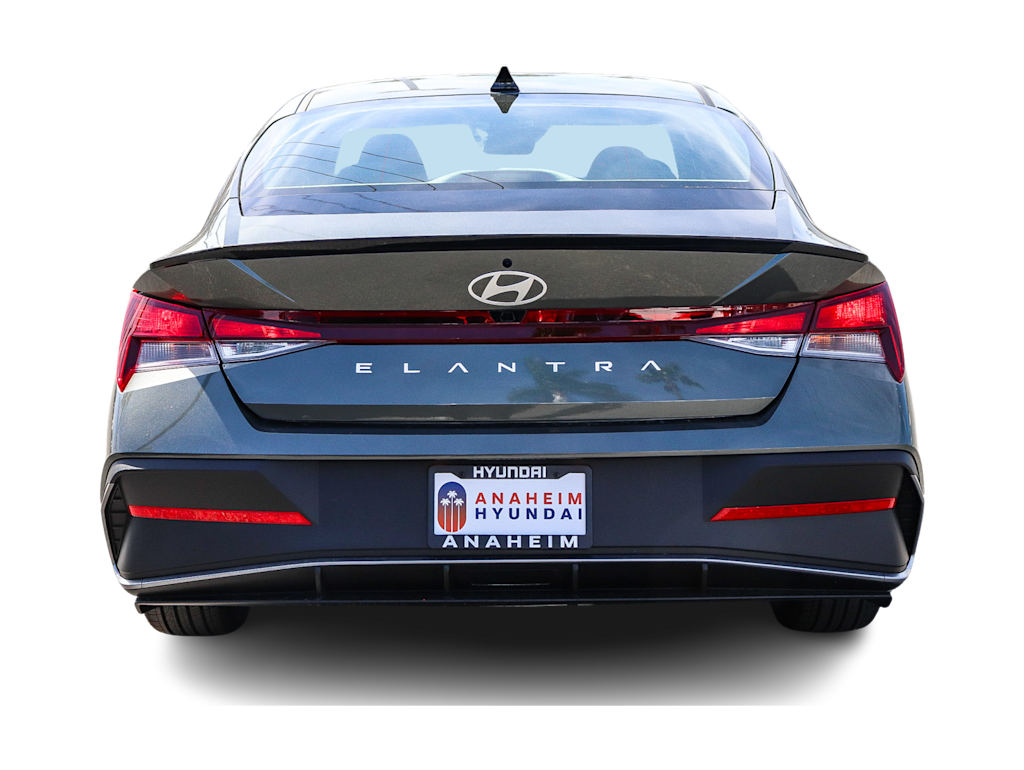 Thumbnail: 2026 Hyundai Elantra - 4