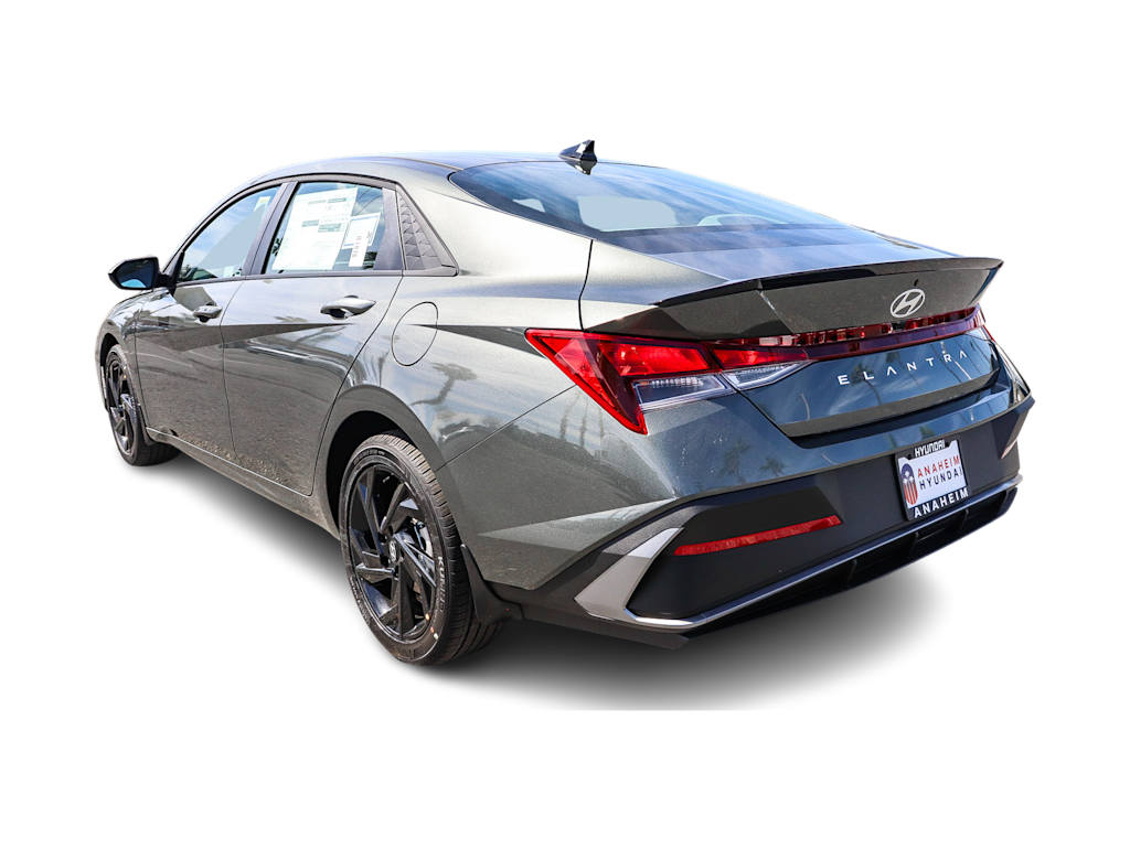 Thumbnail: 2026 Hyundai Elantra - 3