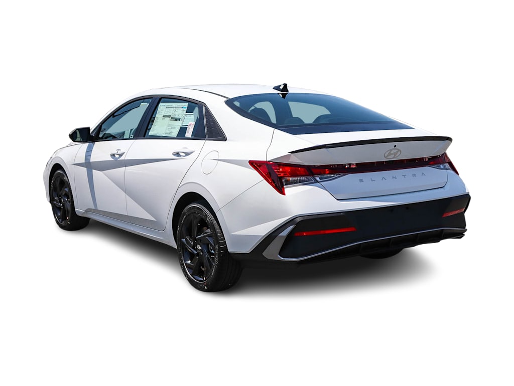 Thumbnail: 2026 Hyundai Elantra - 3