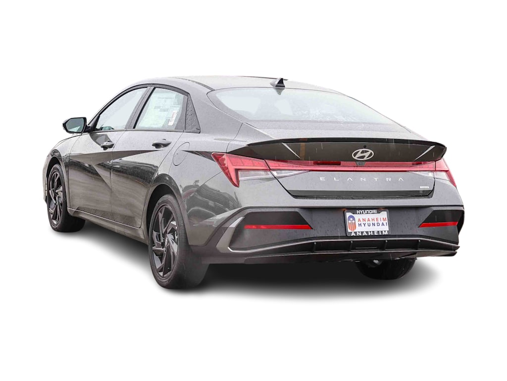 Thumbnail: 2026 Hyundai Elantra - 3