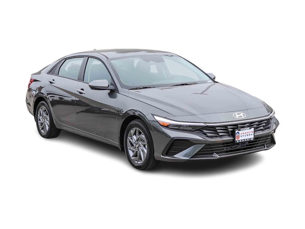 Thumbnail: 2026 Hyundai Elantra - 15