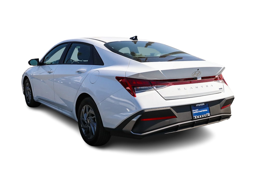 Thumbnail: 2025 Hyundai Elantra - 3