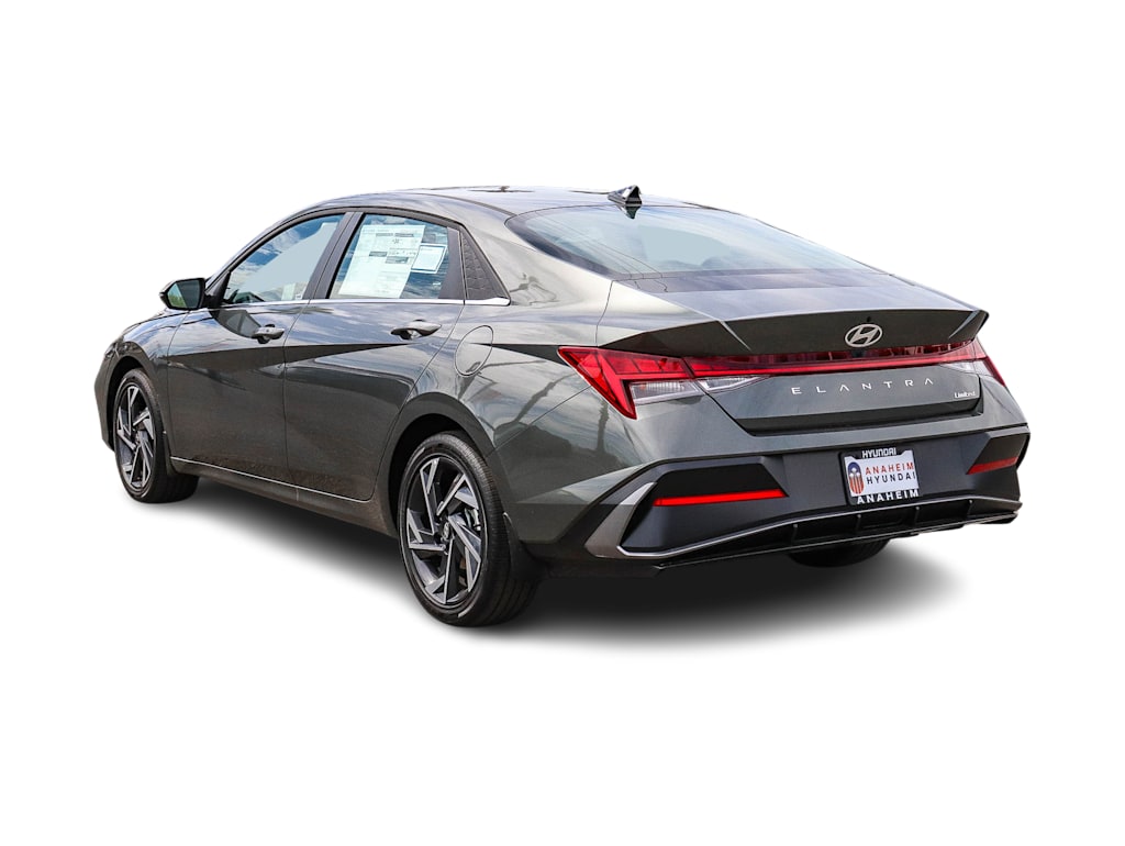 Thumbnail: 2026 Hyundai Elantra - 3