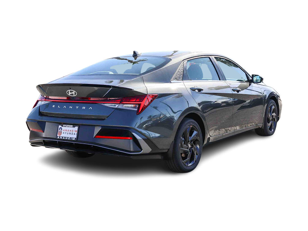 Thumbnail: 2026 Hyundai Elantra - 18