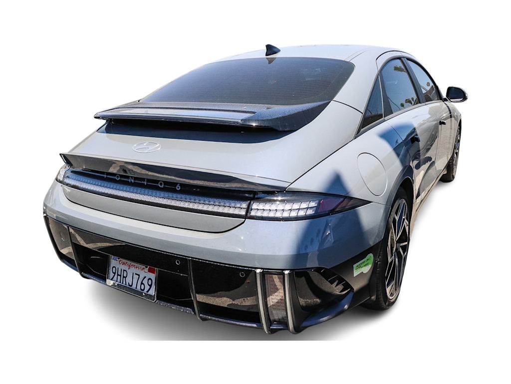 Thumbnail: 2023 Hyundai Ioniq 6 - 15