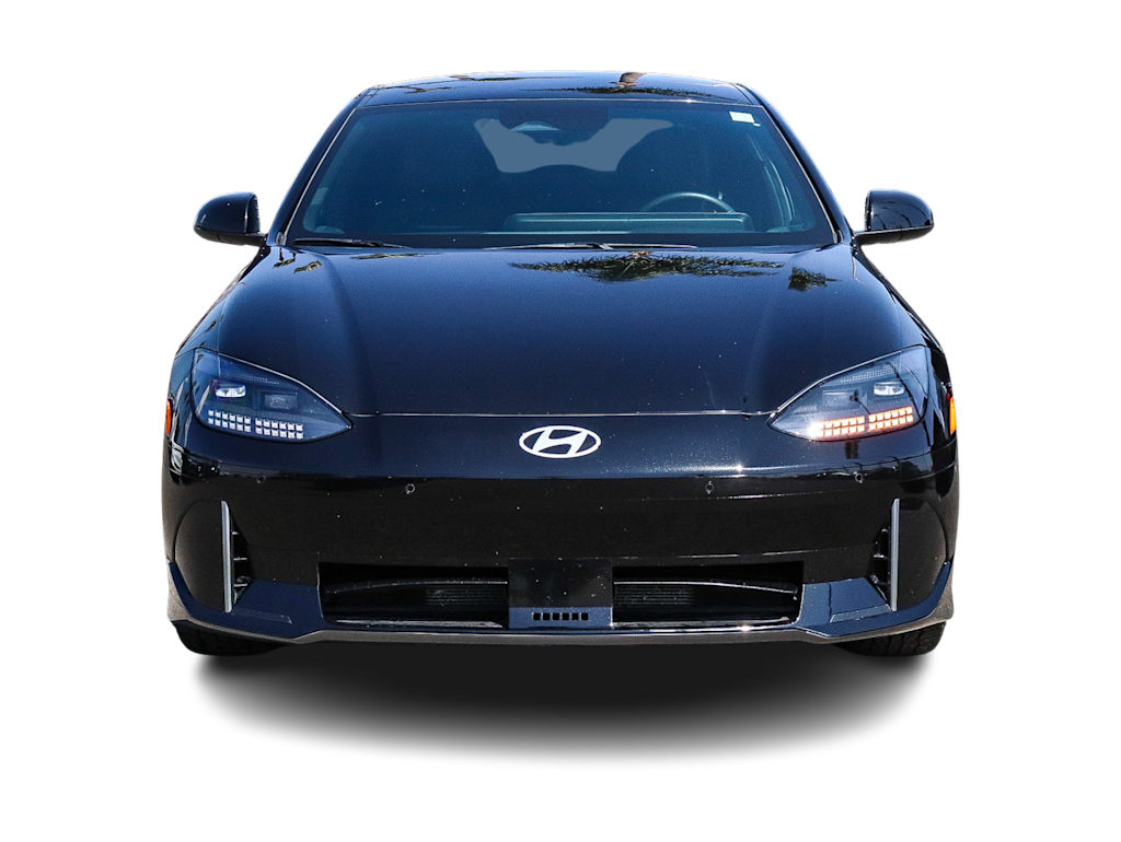 Thumbnail: 2023 Hyundai Ioniq 6 - 4