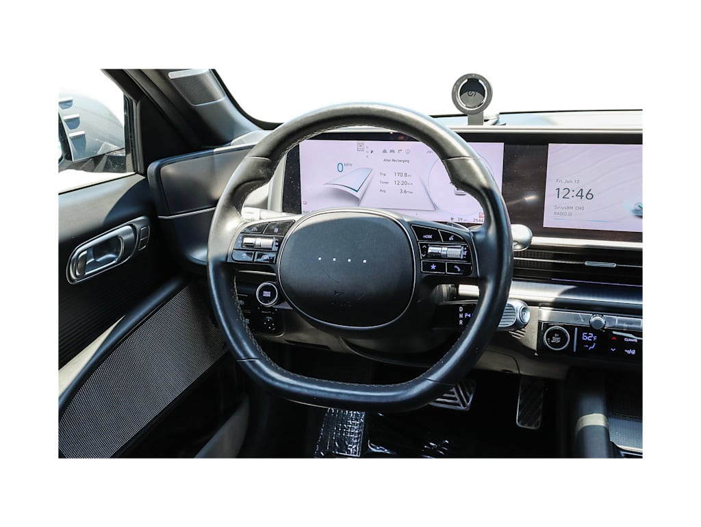 Thumbnail: 2023 Hyundai Ioniq 6 - 21