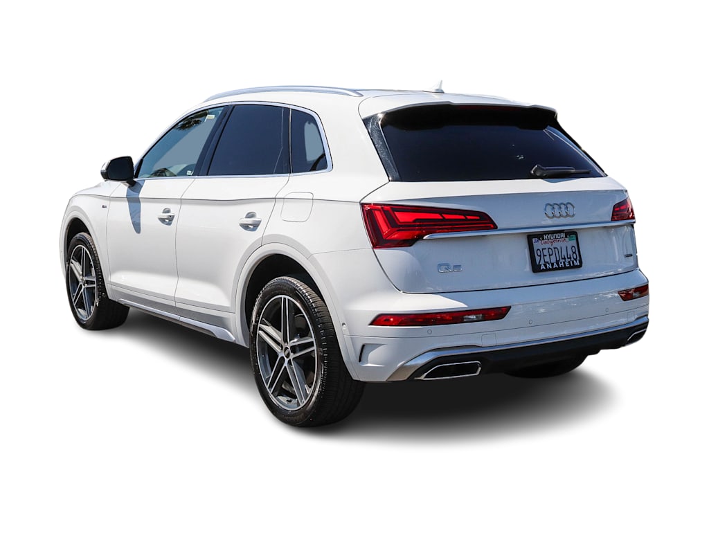 Thumbnail: 2023 Audi Q5 - 3
