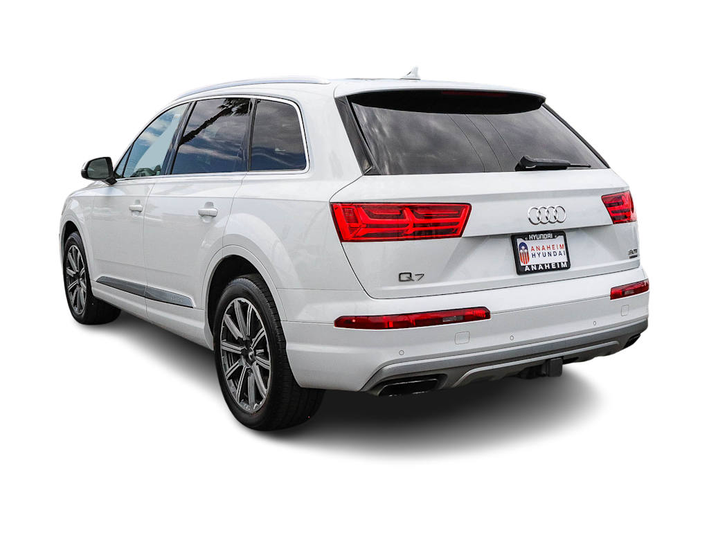 Thumbnail: 2017 Audi Q7 - 3