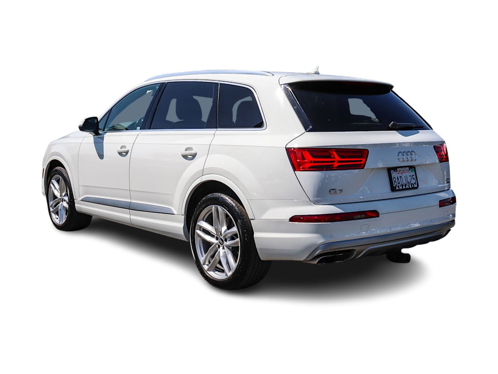 Thumbnail: 2018 Audi Q7 - 3