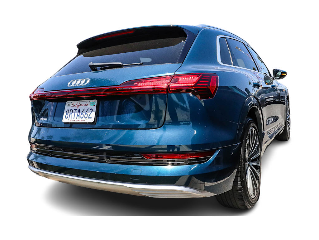 Thumbnail: 2019 Audi e-tron - 15