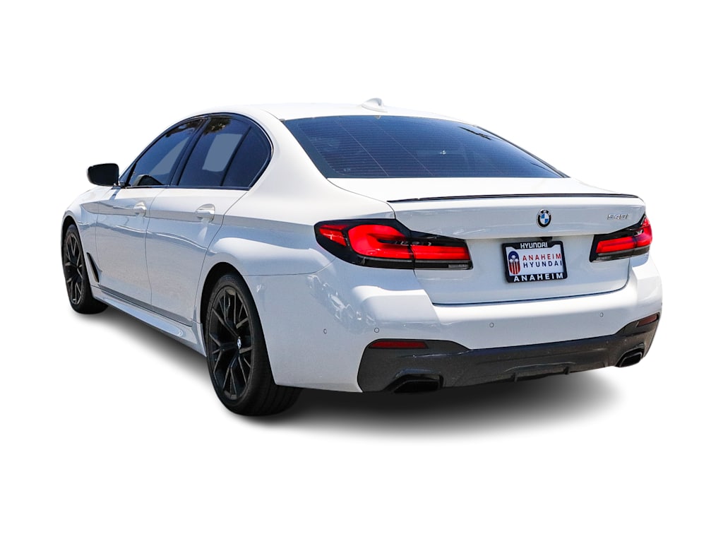 Thumbnail: 2023 BMW 5 Series - 3