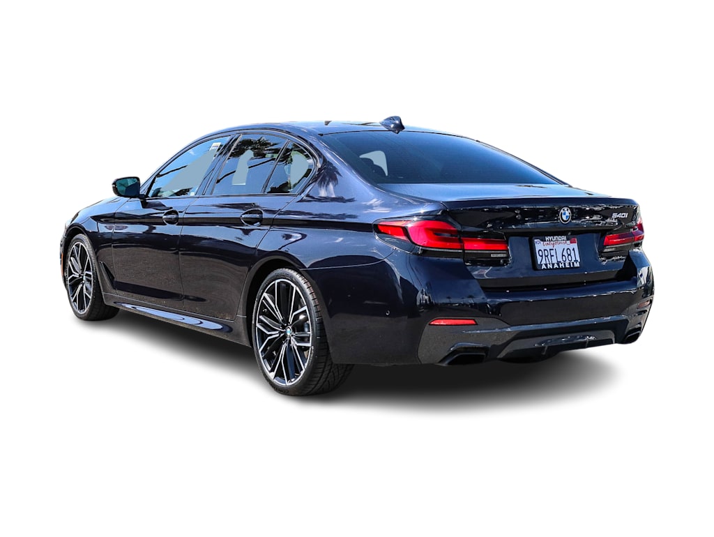 Thumbnail: 2021 BMW 5 Series - 3