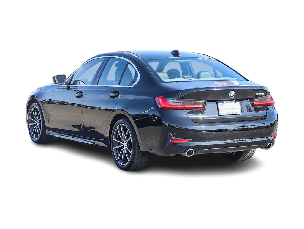 Thumbnail: 2019 BMW 3 Series - 3