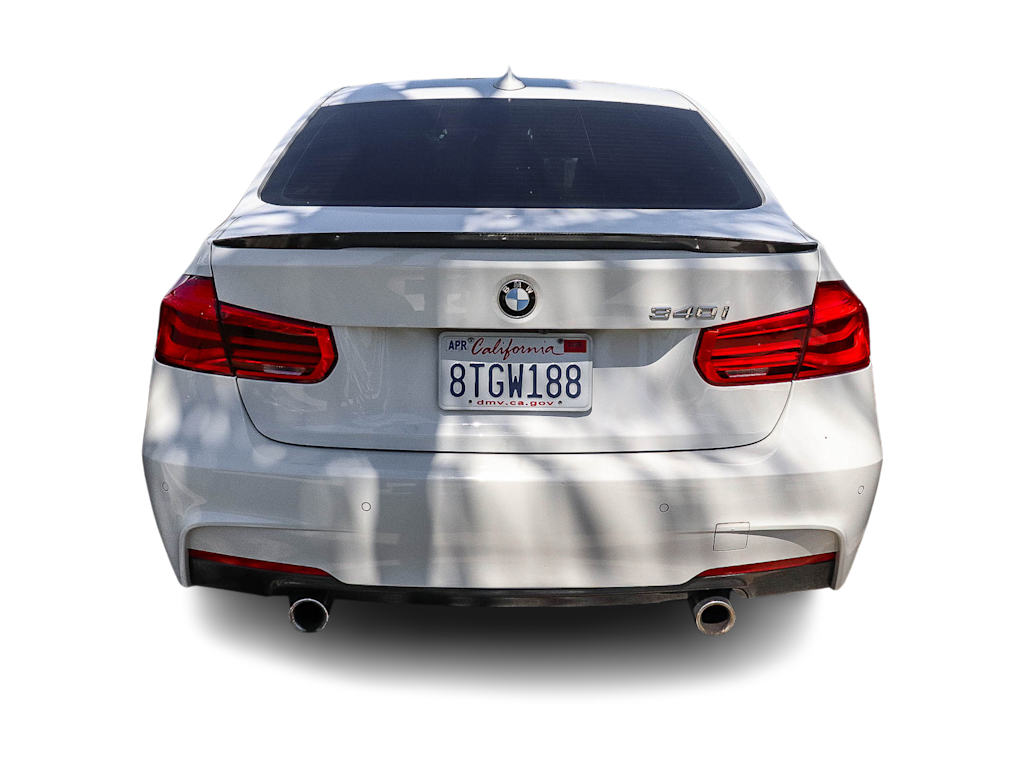 Thumbnail: 2017 BMW 3 Series - 12