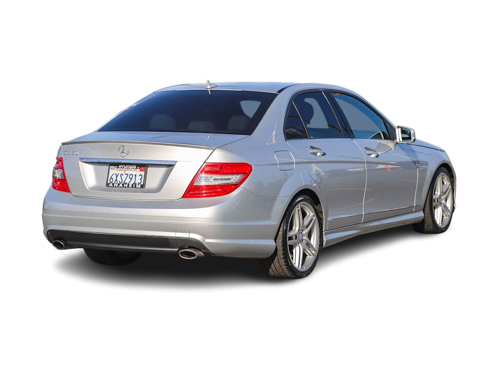 Thumbnail: 2011 Mercedes-Benz C-Class - 19