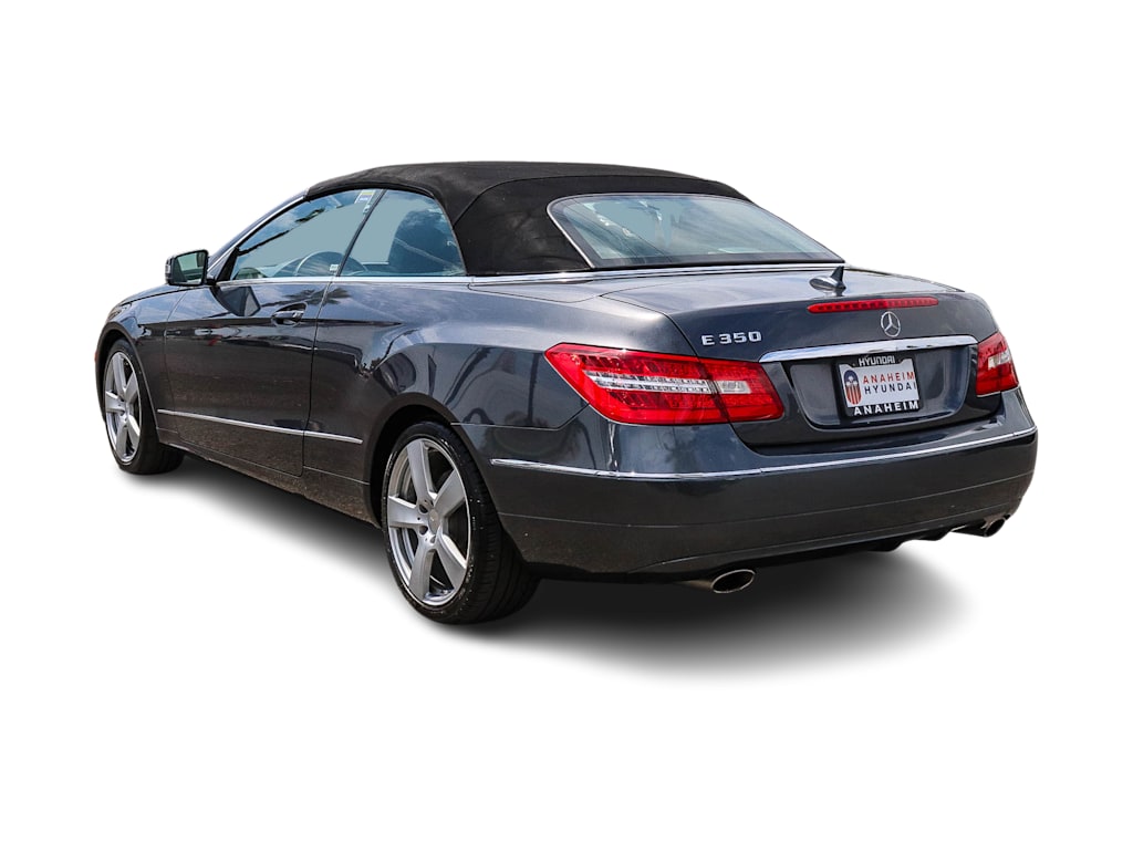 Thumbnail: 2013 Mercedes-Benz E-Class - 3