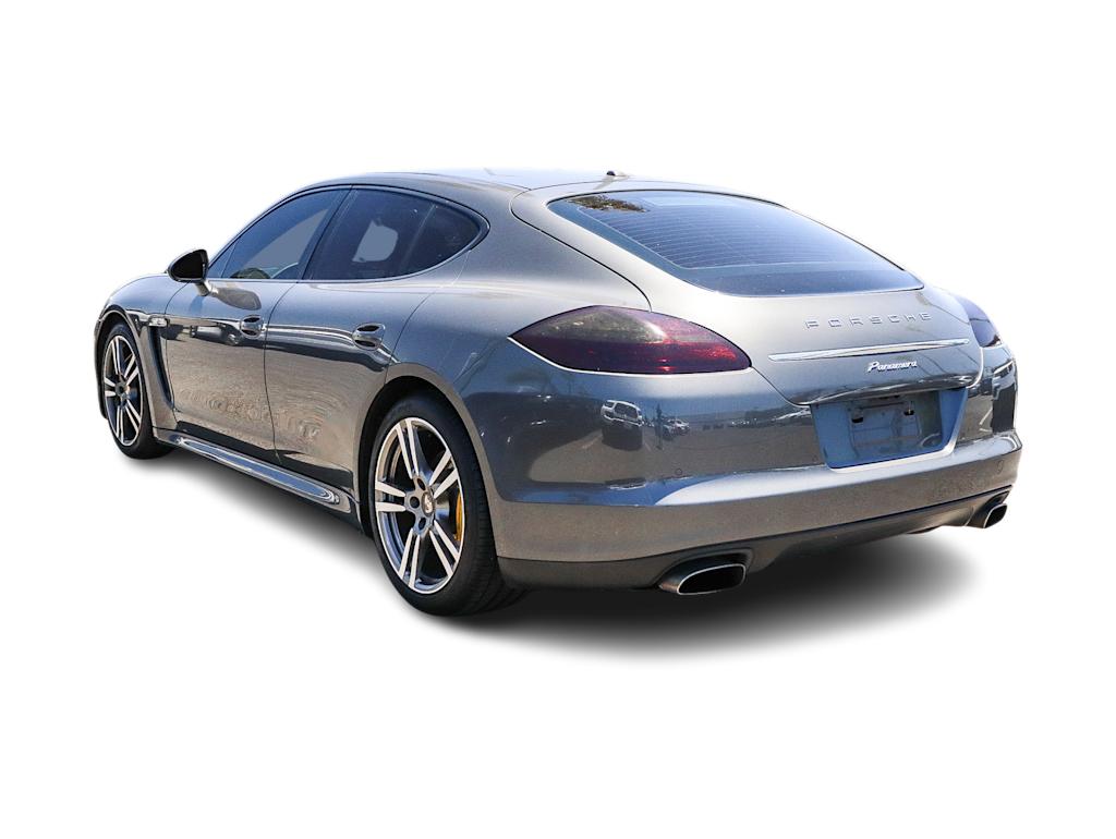 Thumbnail: 2013 Porsche Panamera - 3