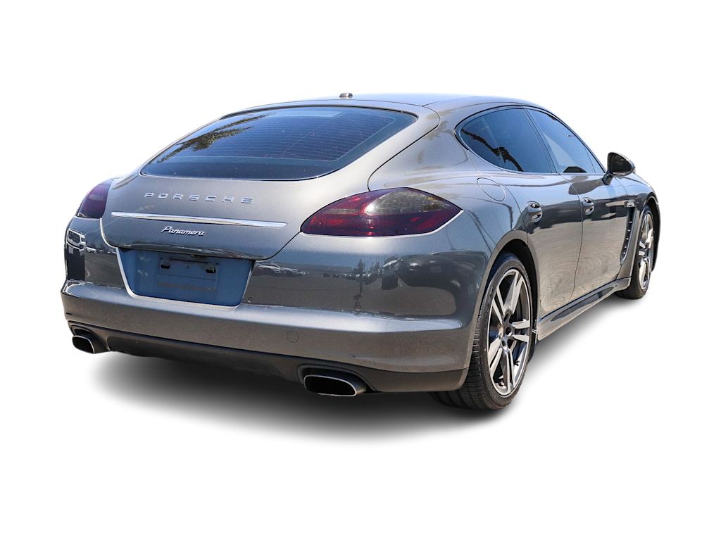 Thumbnail: 2013 Porsche Panamera - 18