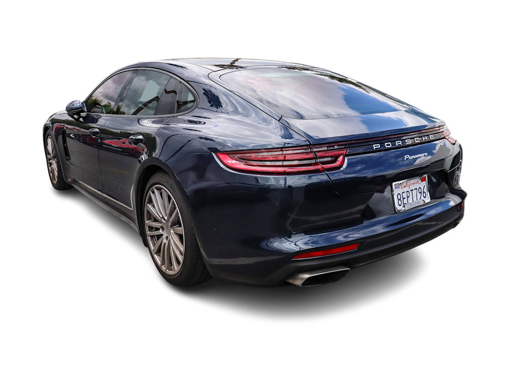 Thumbnail: 2017 Porsche Panamera - 5