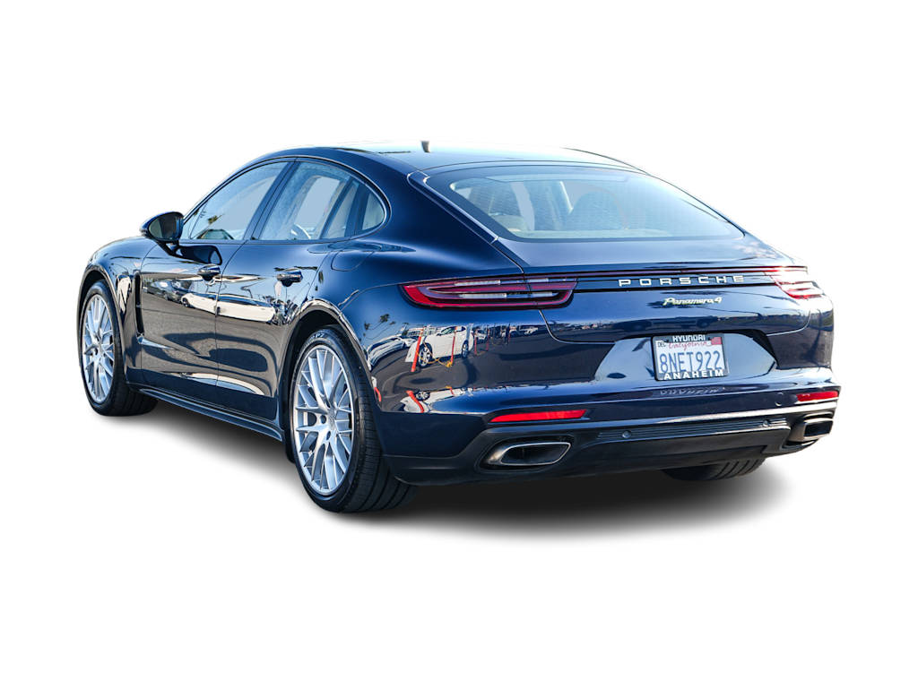 Thumbnail: 2019 Porsche Panamera - 3