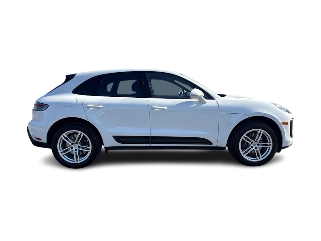 Thumbnail: 2024 Porsche Macan - 19