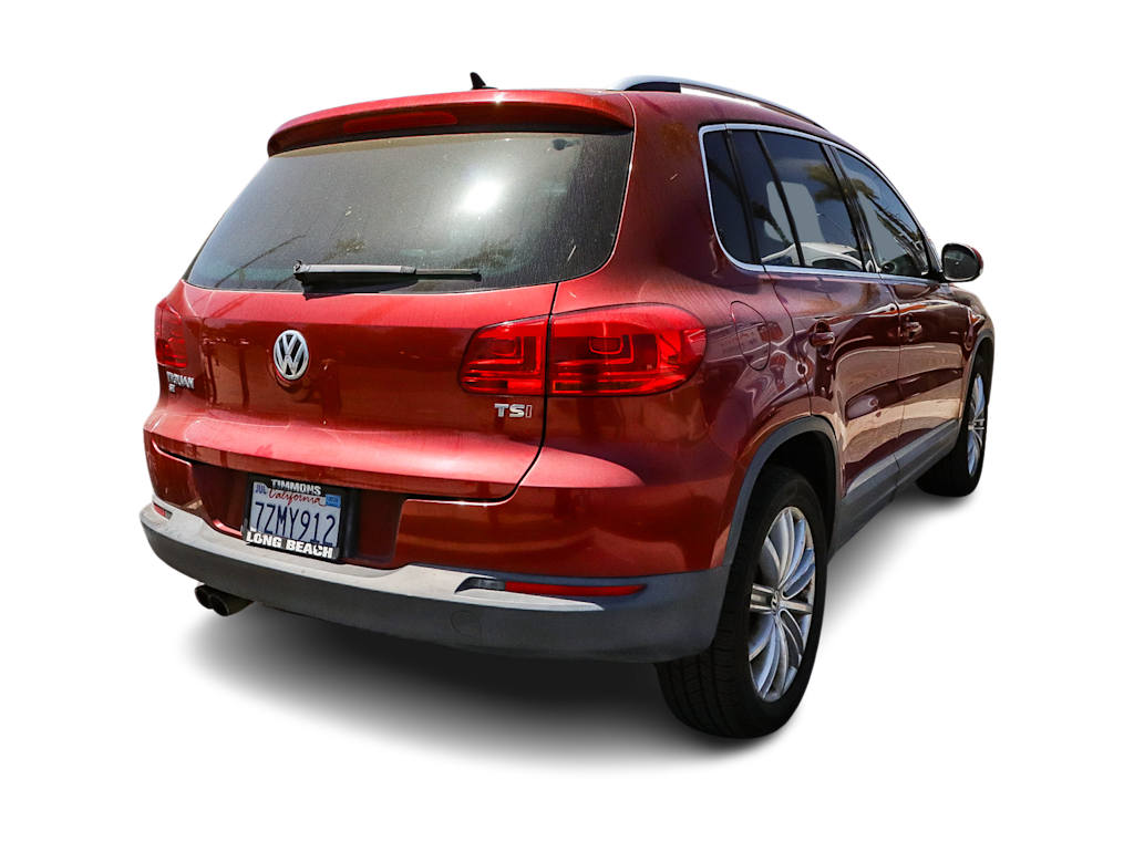 Thumbnail: 2016 Volkswagen Tiguan - 14