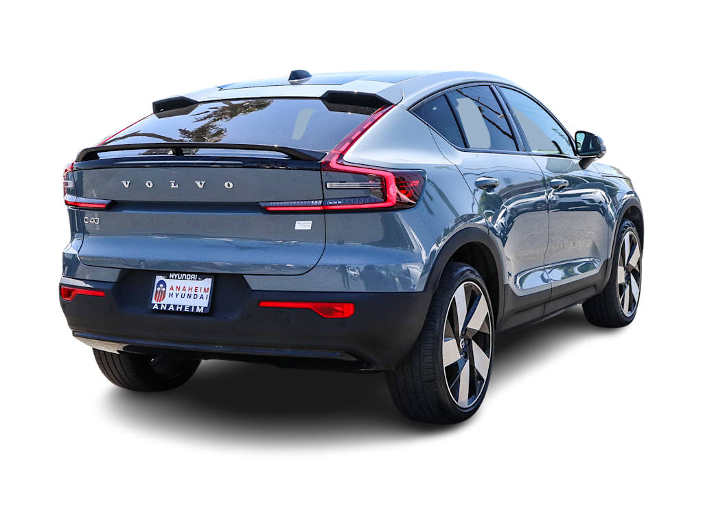 Thumbnail: 2023 Volvo C40 - 18