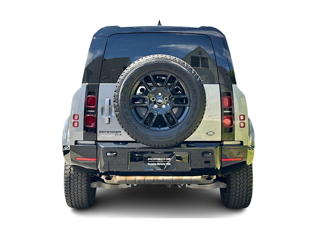 Thumbnail: 2022 Land Rover Defender - 5