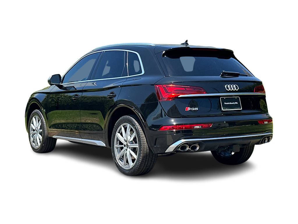 Thumbnail: 2022 Audi SQ5 - 4