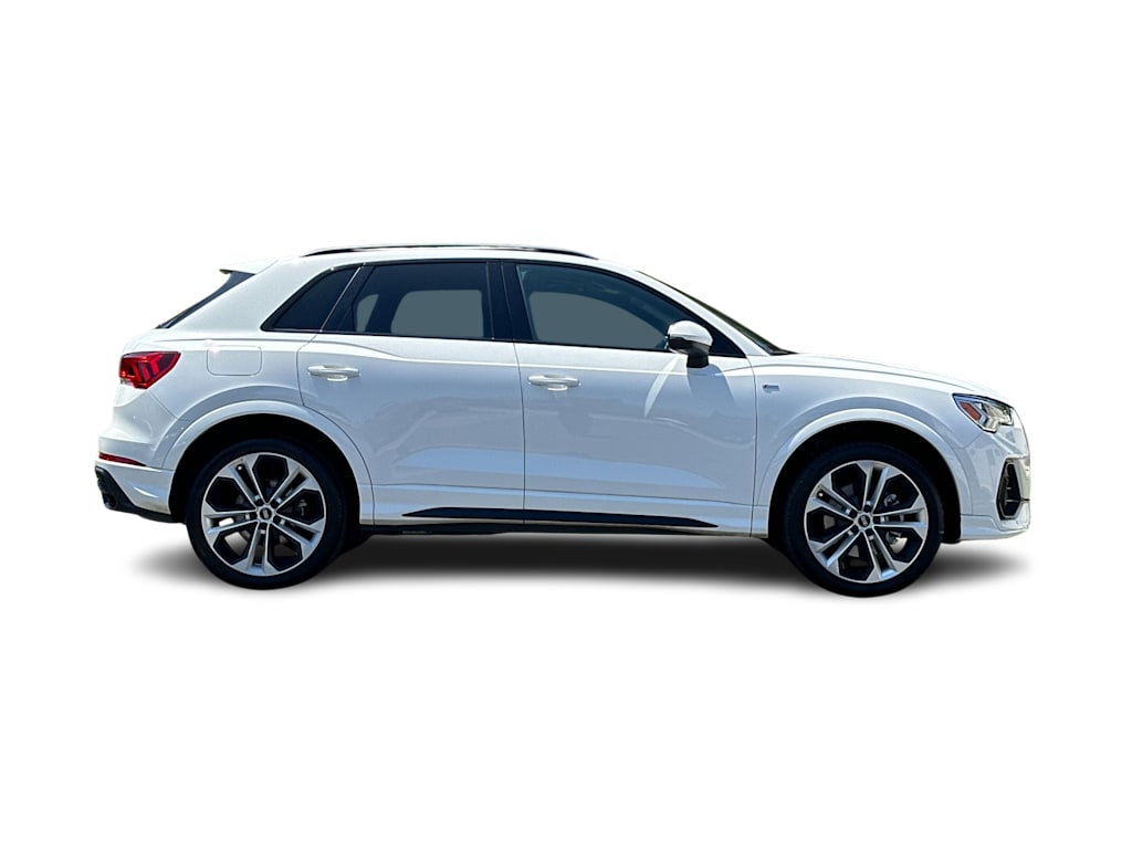 Thumbnail: 2022 Audi Q3 - 19