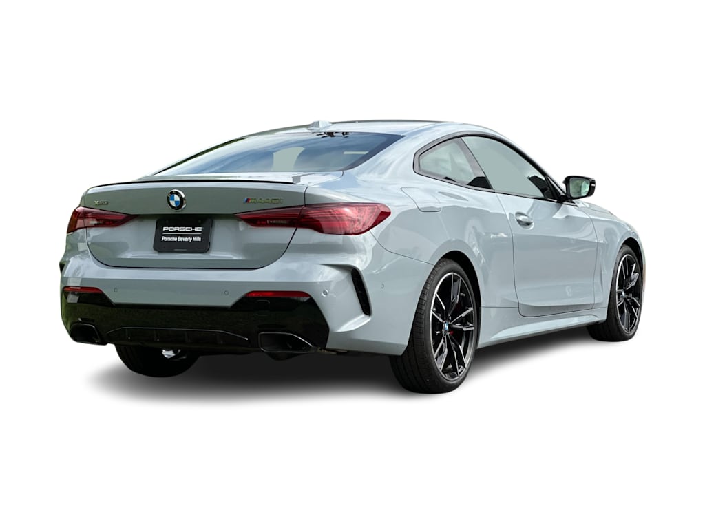Thumbnail: 2027 BMW 4 Series - 16