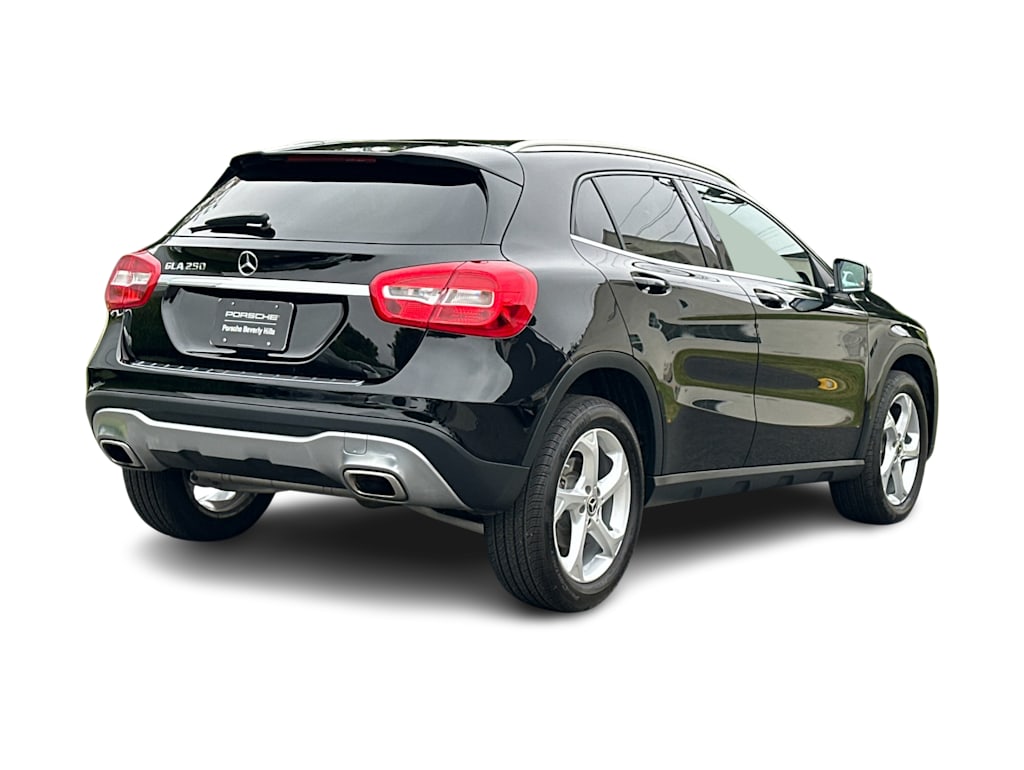 Thumbnail: 2019 Mercedes-Benz GLA - 18