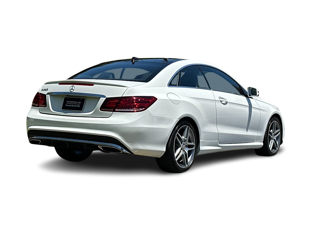 Thumbnail: 2016 Mercedes-Benz E-Class - 15
