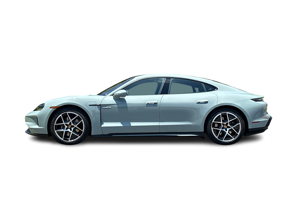 Thumbnail: 2026 Porsche Taycan - 3