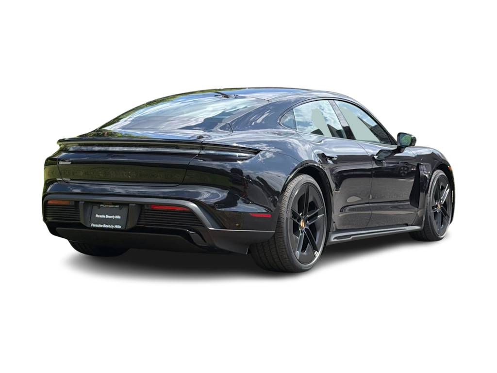 Thumbnail: 2026 Porsche Taycan - 17